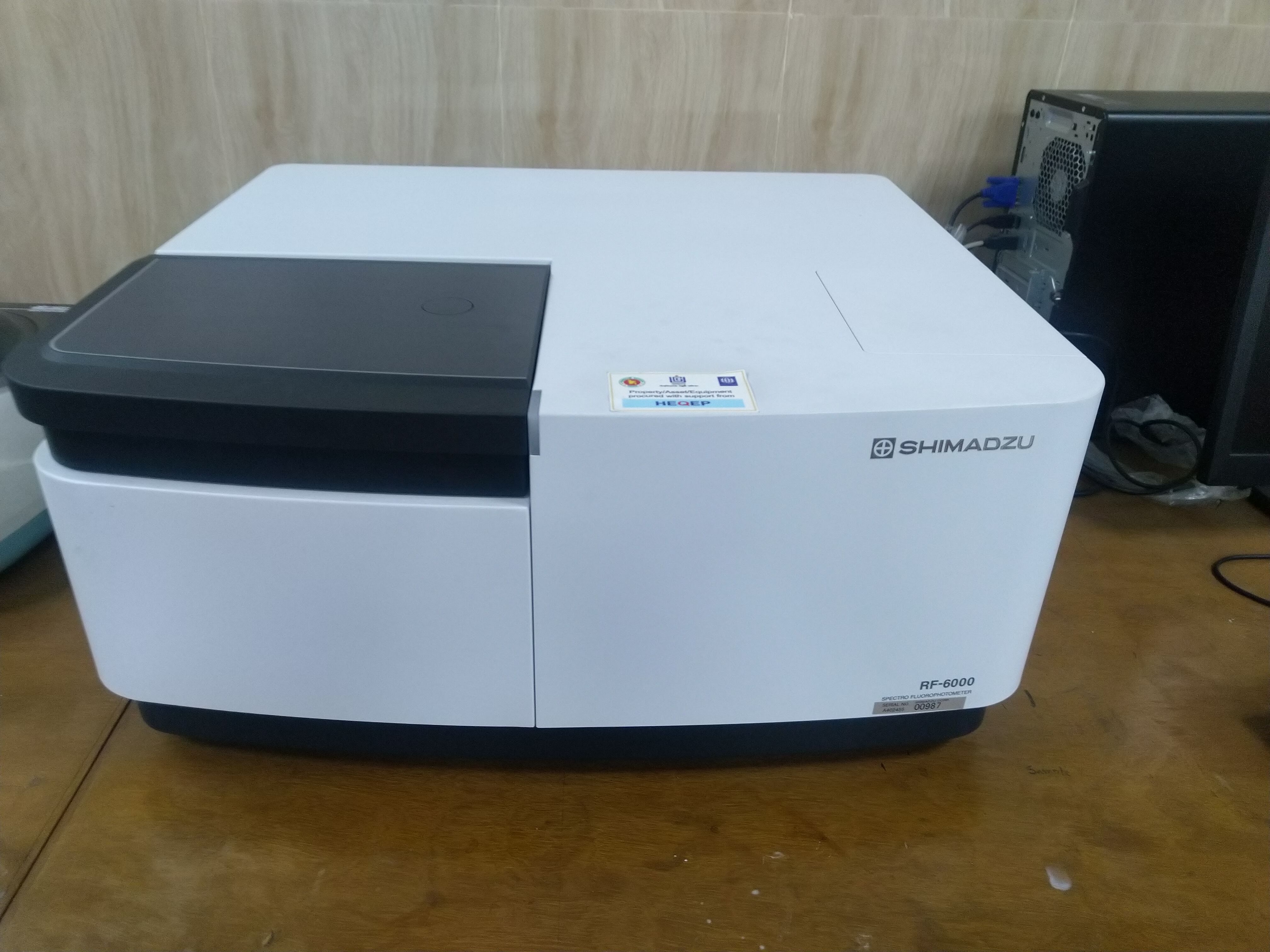 Spectro Fluorophotometer RF-6000